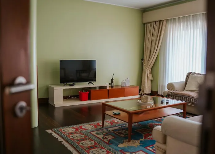 Regina Beach - With Private Pool *