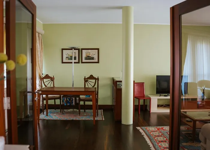 Regina Beach - With Private Pool *